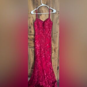 Ellie Wilde Vibrant Red Dress